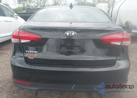 2017 Kia Forte Lx z USA, uszkodzony, nr VIN 3KPFK4A78HE110191